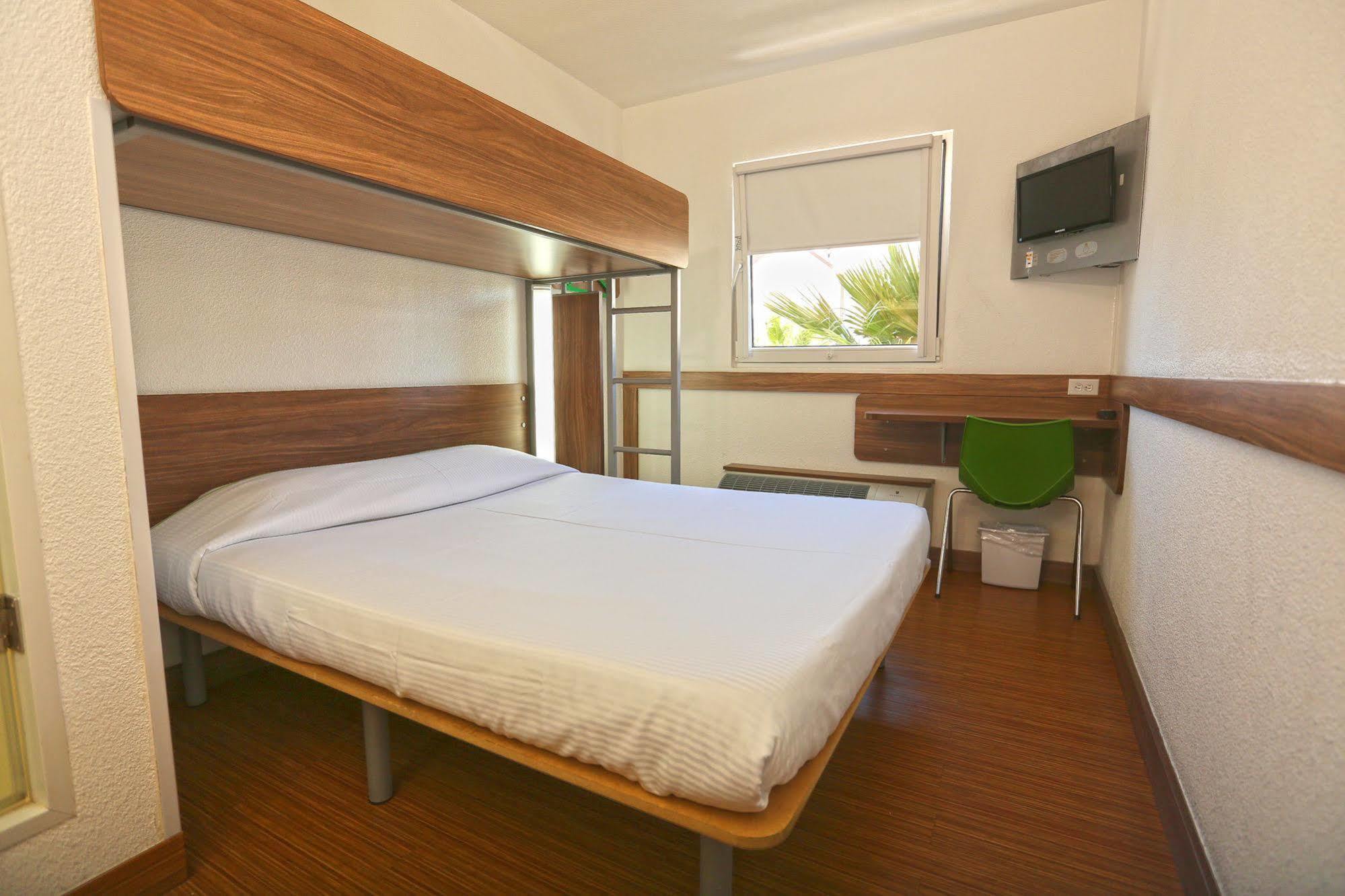Hotel Hi! Santa Catarina ซานตา คาตารินา ภายนอก รูปภาพ